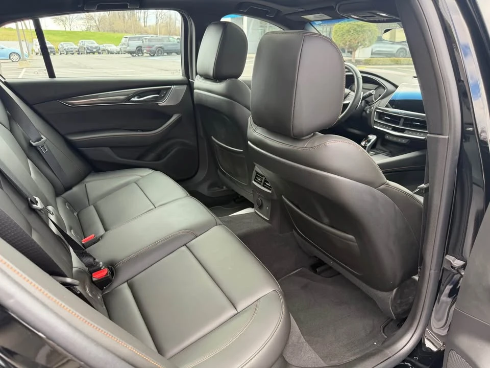 2023 Cadillac CT5-V - Image 4 of 5