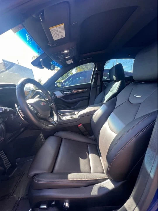 2023 Cadillac CT5-V - Image 5 of 10