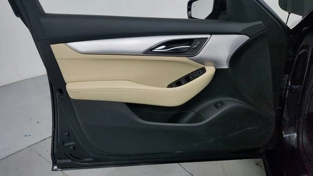 2023 Cadillac CT5 - Image 11 of 20