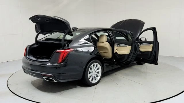 2023 Cadillac CT5 - Image 10 of 20