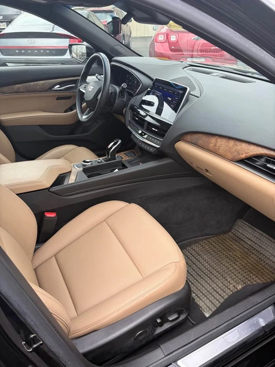2023 Cadillac CT5 - Image 10 of 15