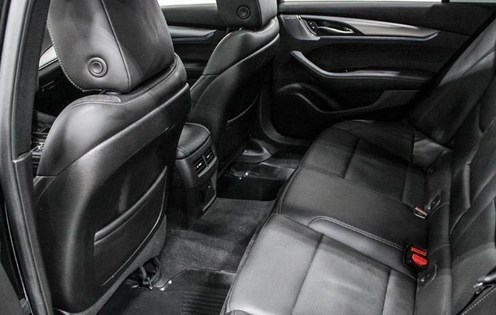 2023 Cadillac CT5 - Image 2 of 8