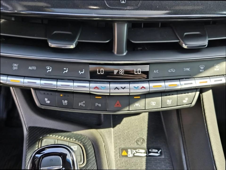 2023 Cadillac CT5 - Image 19 of 21