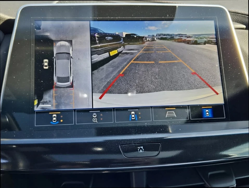 2023 Cadillac CT5 - Image 18 of 21