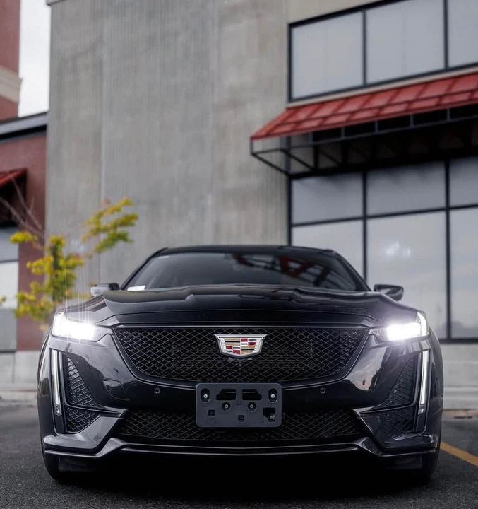 2023 Cadillac CT5-V - Image 7 of 10