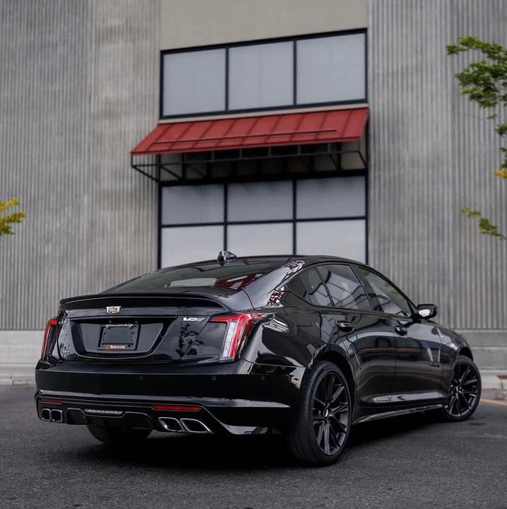 2023 Cadillac CT5-V - Image 4 of 10