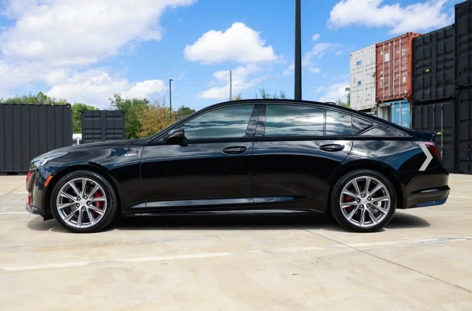 2023 Cadillac CT5-V - Image 2 of 9