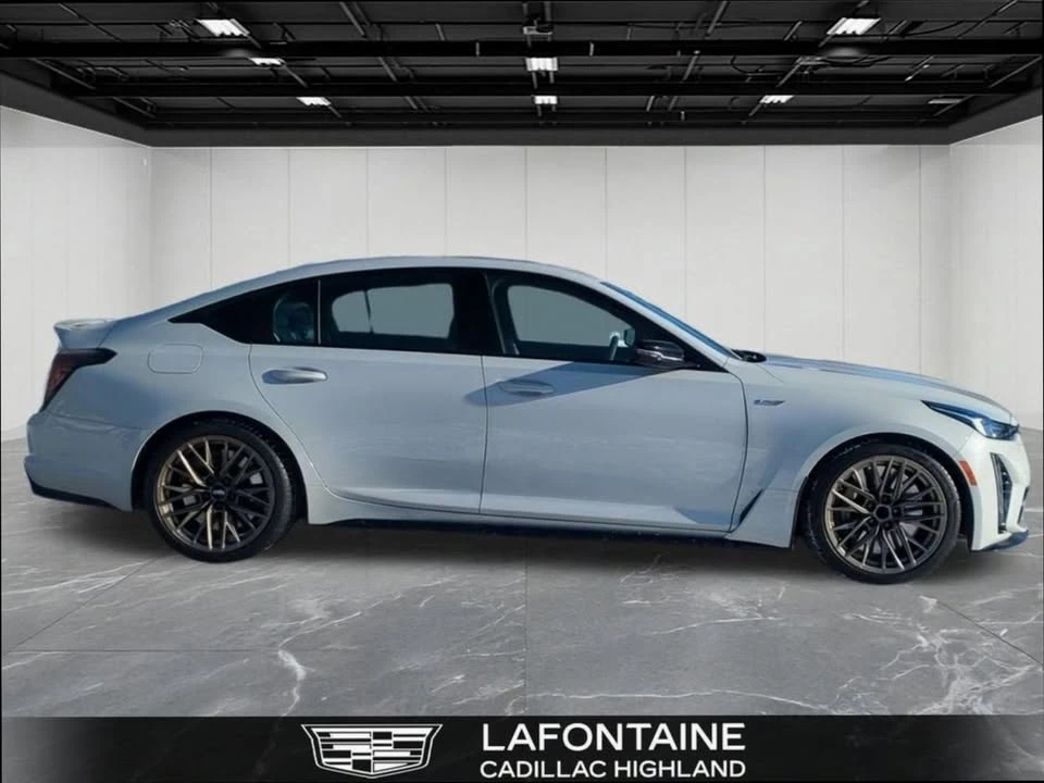 2023 Cadillac CT5-V - Image 9 of 19