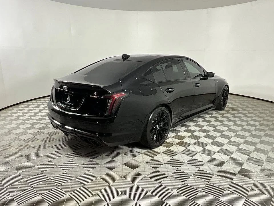 2023 Cadillac CT5-V - Image 7 of 10