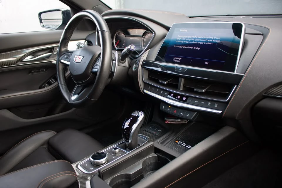 2023 Cadillac CT5-V - Image 15 of 20
