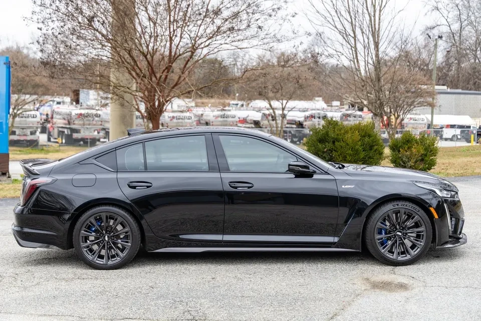 2023 Cadillac CT5-V Blackwing - Image 3 of 6