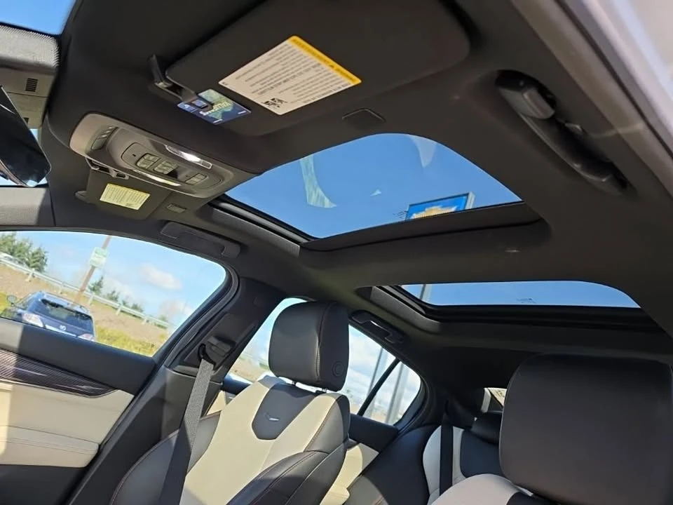 2023 Cadillac CT5-V - Image 3 of 6