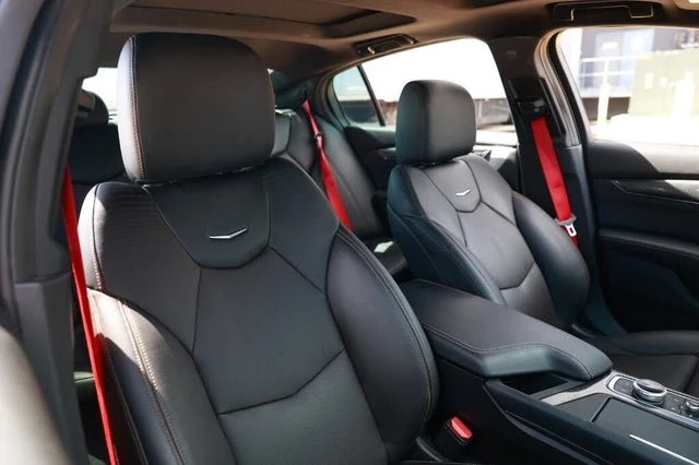 2023 Cadillac CT5-V - Image 15 of 18