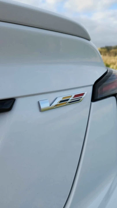 2023 Cadillac CTS - Image 11 of 16