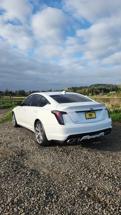 2023 Cadillac CTS - Image 9 of 16