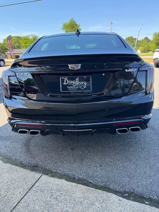 2023 Cadillac CTS - Image 2 of 3