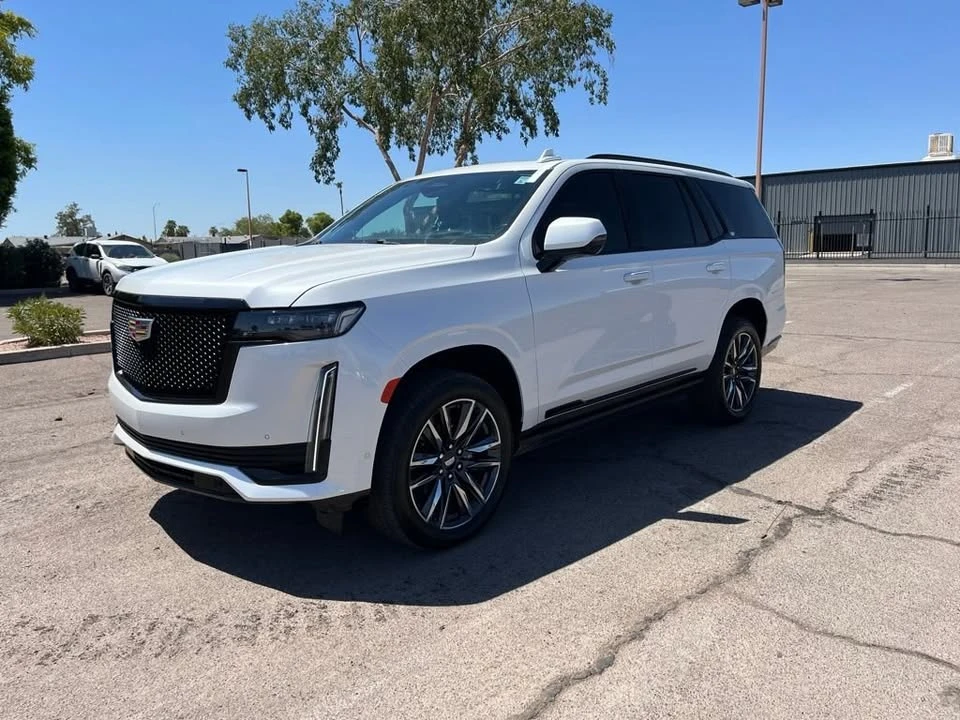 2023 Cadillac Escalade 5th Gen - Image 4 of 19