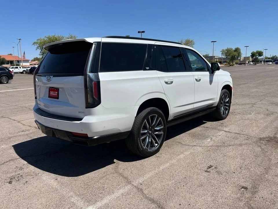 2023 Cadillac Escalade 5th Gen - Image 9 of 19