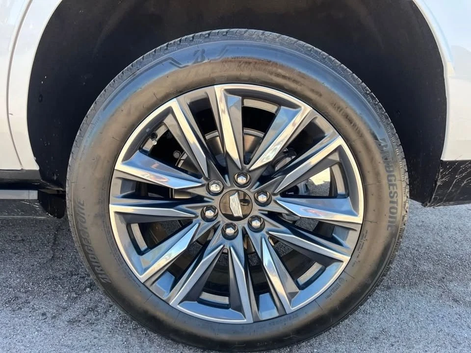 2023 Cadillac Escalade 5th Gen - Image 11 of 19