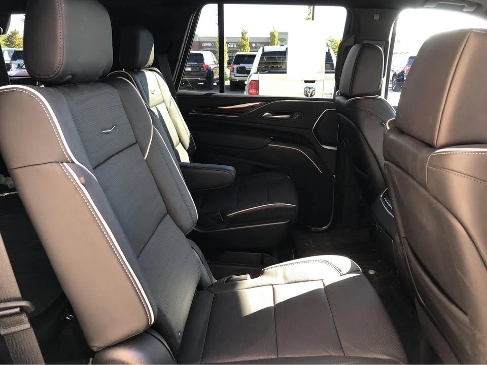2023 Cadillac Escalade 5th Gen - Image 11 of 13