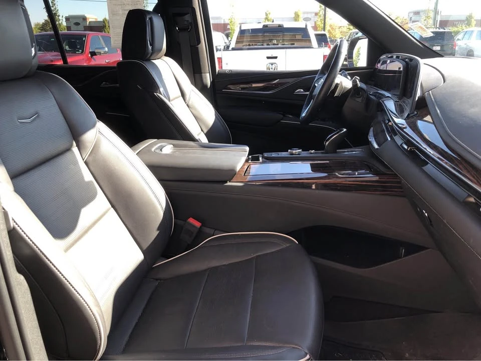 2023 Cadillac Escalade 5th Gen - Image 9 of 13