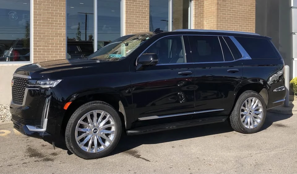 2023 Cadillac Escalade 5th Gen - Image 2 of 13
