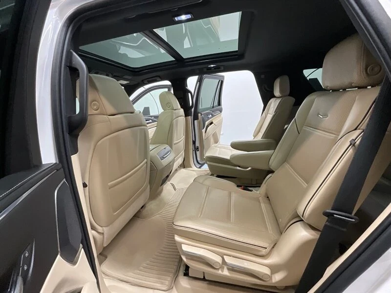 2023 Cadillac Escalade 5th Gen - Image 10 of 20