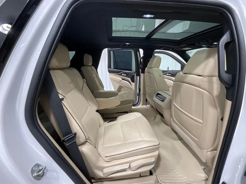 2023 Cadillac Escalade 5th Gen - Image 14 of 20