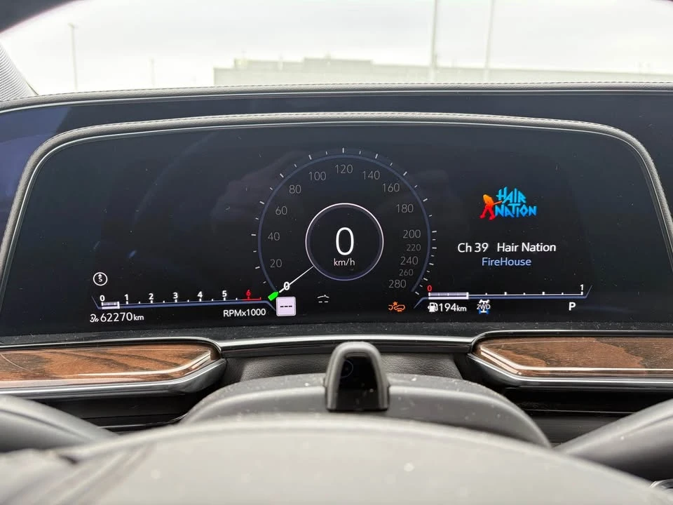 2023 Cadillac Escalade 5th Gen - Image 10 of 17
