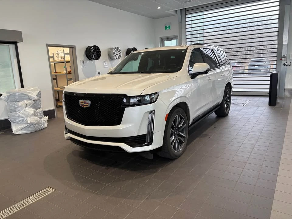 2023 Cadillac Escalade 5th Gen - Image 2 of 17