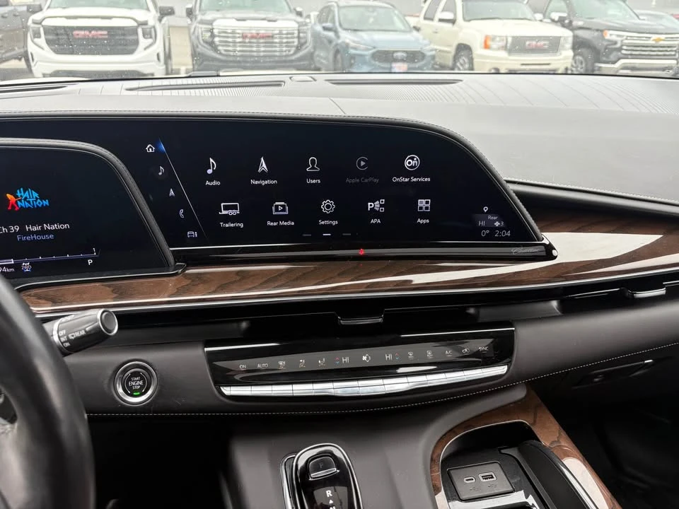 2023 Cadillac Escalade 5th Gen - Image 9 of 17