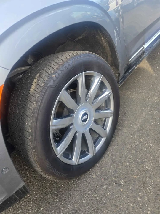 2023 Cadillac Escalade 5th Gen - Image 5 of 10