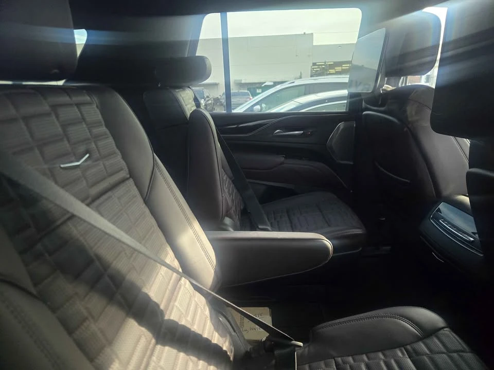2023 Cadillac Escalade 5th Gen - Image 9 of 10