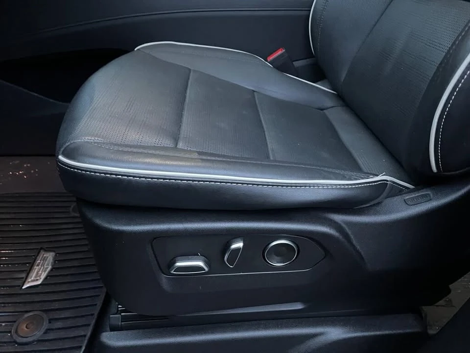 2023 Cadillac Escalade 5th Gen - Image 12 of 18
