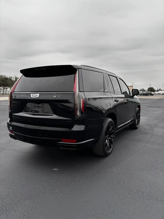 2023 Cadillac Escalade 5th Gen - Image 5 of 15