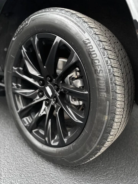 2023 Cadillac Escalade 5th Gen - Image 7 of 15