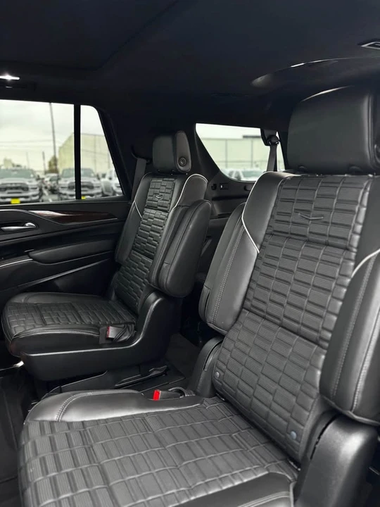 2023 Cadillac Escalade 5th Gen - Image 9 of 15