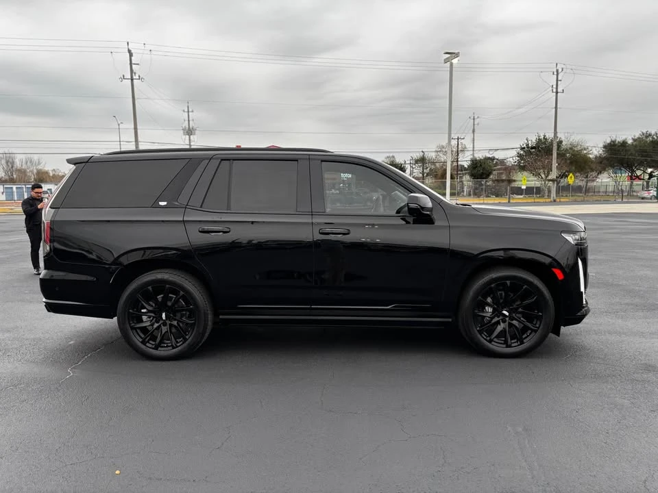 2023 Cadillac Escalade 5th Gen - Image 4 of 15
