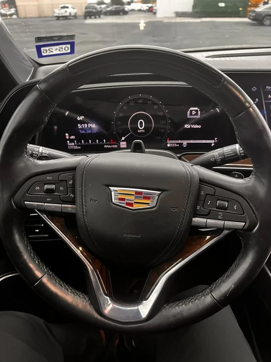 2023 Cadillac Escalade 5th Gen - Image 14 of 17