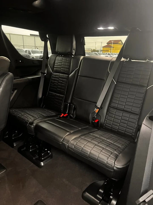 2023 Cadillac Escalade 5th Gen - Image 15 of 17