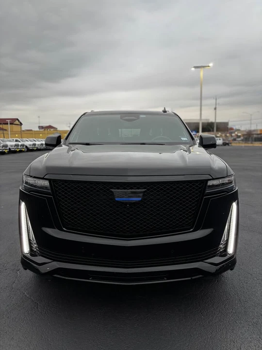 2023 Cadillac Escalade 5th Gen - Image 2 of 15