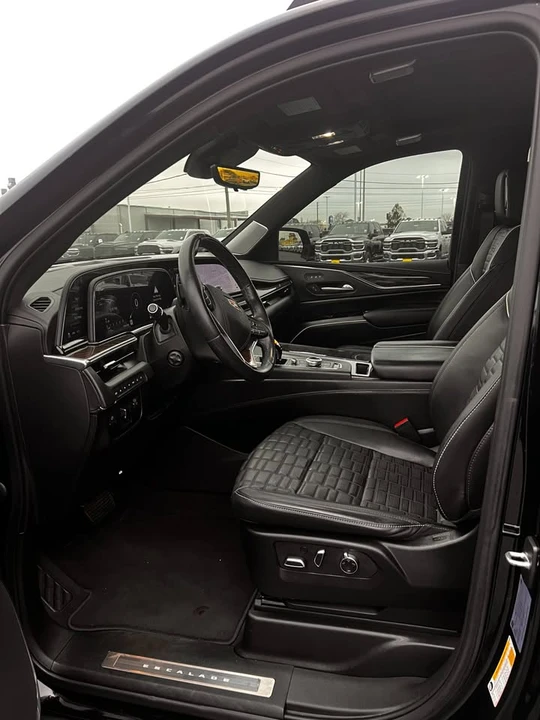 2023 Cadillac Escalade 5th Gen - Image 6 of 17