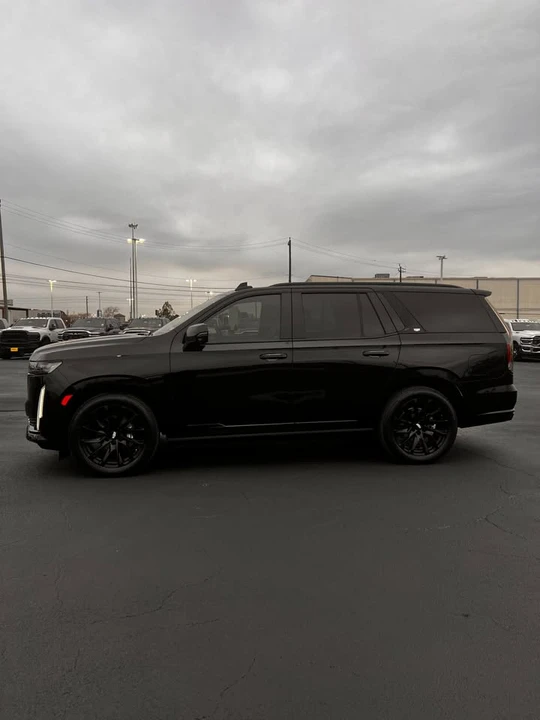 2023 Cadillac Escalade 5th Gen - Image 3 of 17