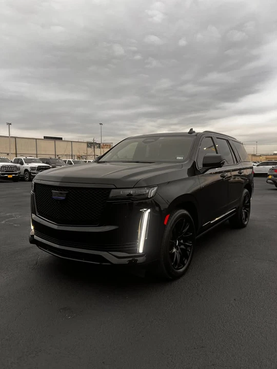 2023 Cadillac Escalade 5th Gen - Image 2 of 17