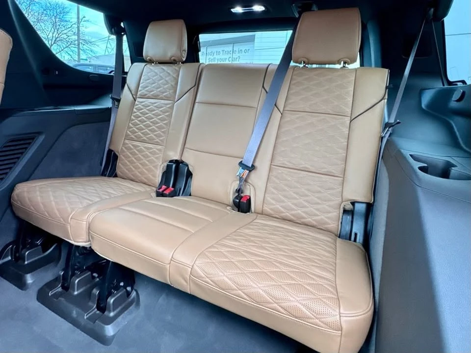 2023 Cadillac Escalade 5th Gen - Image 17 of 20