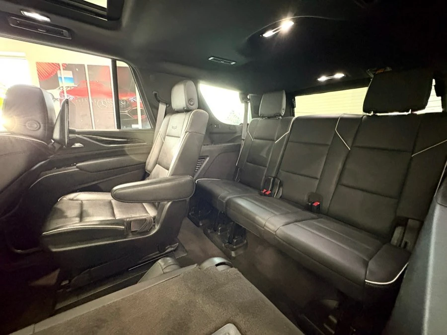 2023 Cadillac Escalade 5th Gen - Image 16 of 20