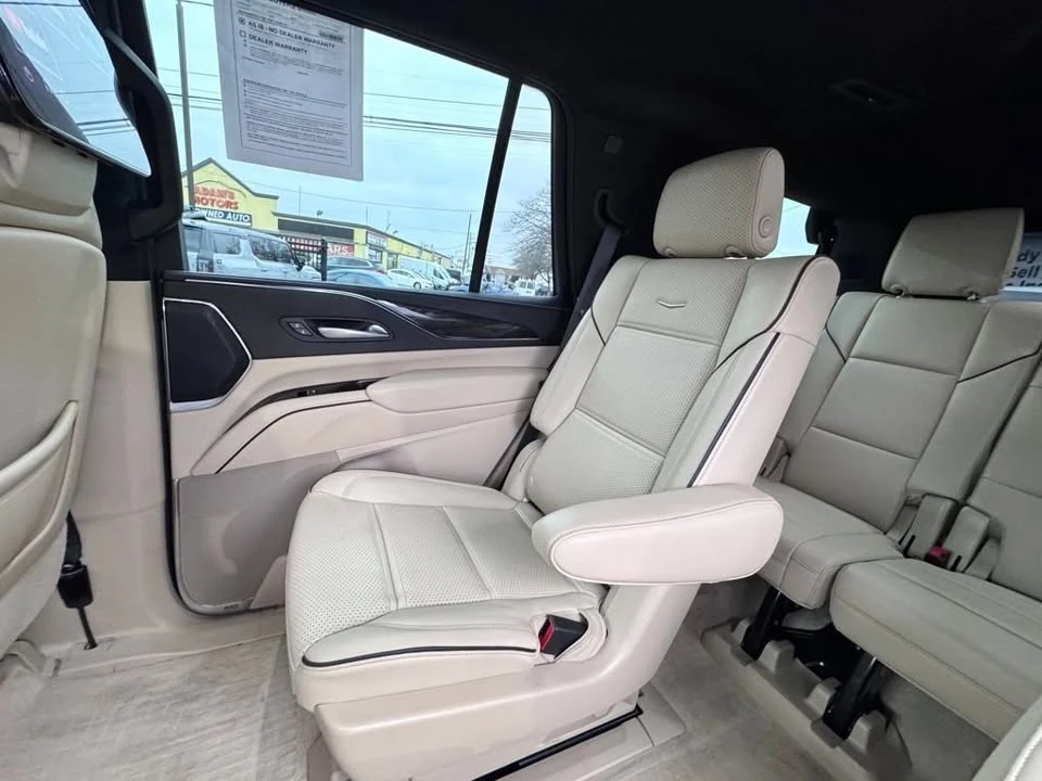 2023 Cadillac Escalade 5th Gen - Image 16 of 20