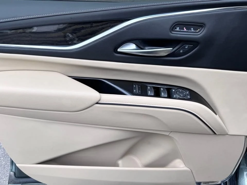 2023 Cadillac Escalade 5th Gen - Image 9 of 20