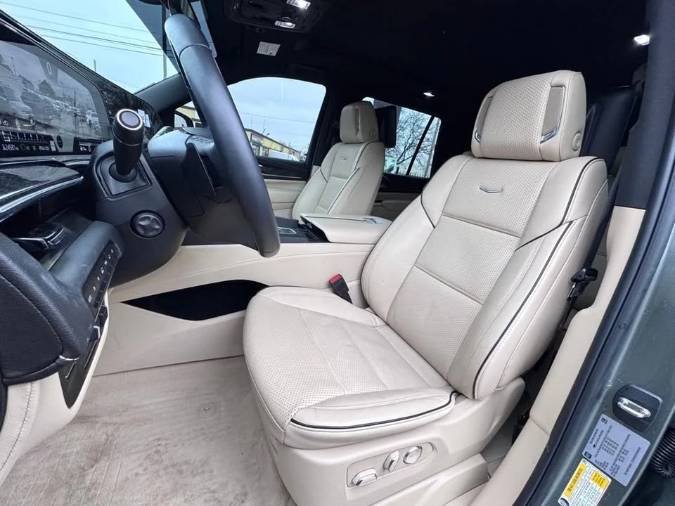 2023 Cadillac Escalade 5th Gen - Image 13 of 20