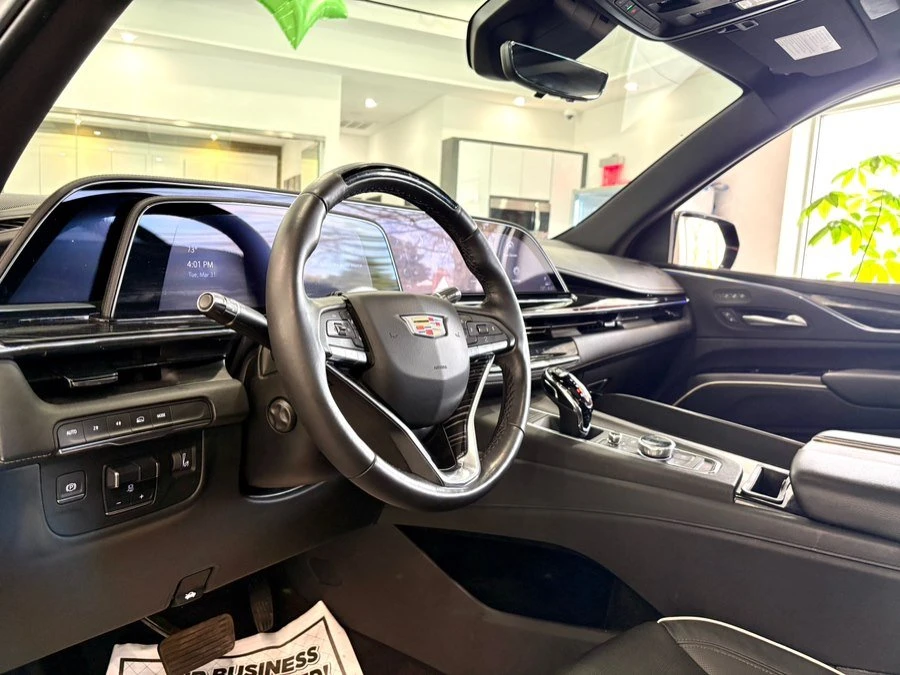 2023 Cadillac Escalade 5th Gen - Image 11 of 20